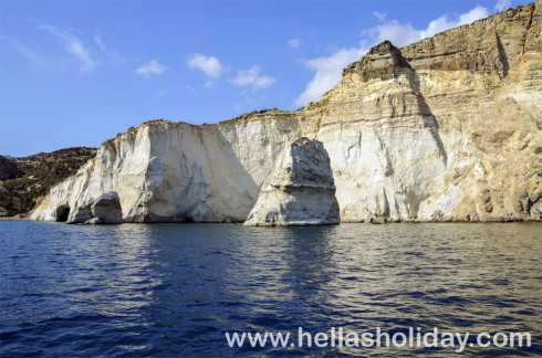 Gerontas beach in Milos, Greece